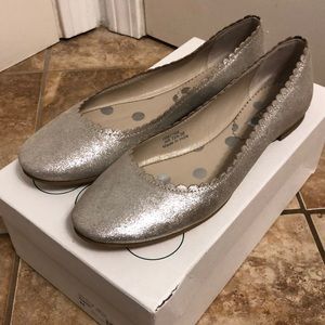 Boden leather flat NIB
